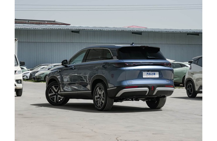 BYD Sea Lion 07 DM-i 150 Pilot Edition