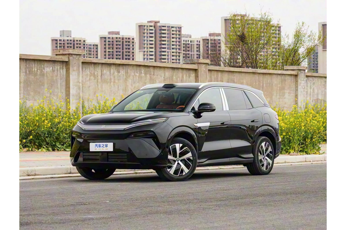 BYD Tang L 600km 4WD Flagship