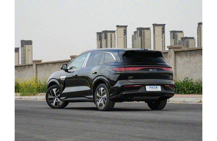 BYD Tang L DM 4WD 175km top