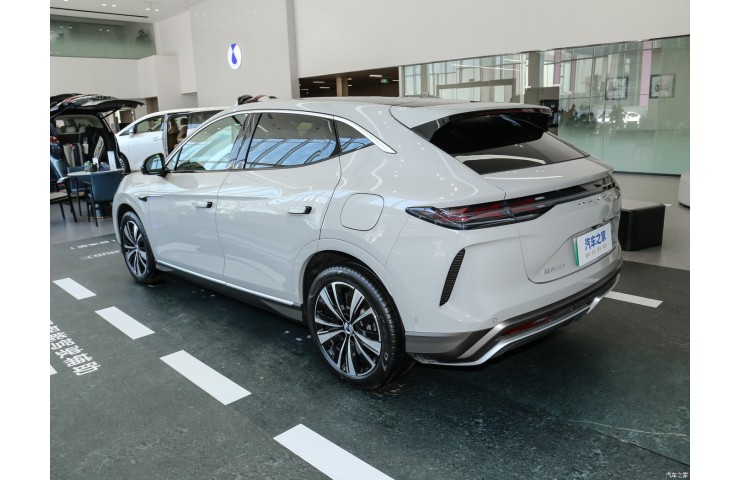 DENZA N7 630 km 91.3 kWh TOP 4WD
