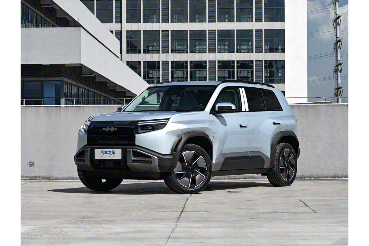 FCB Leopard 3 501km 4WD Flagship Drone edition