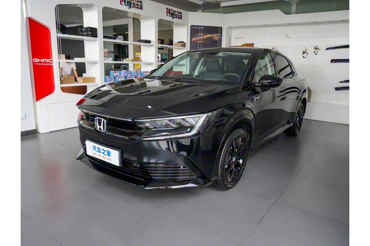 Honda e:NP2