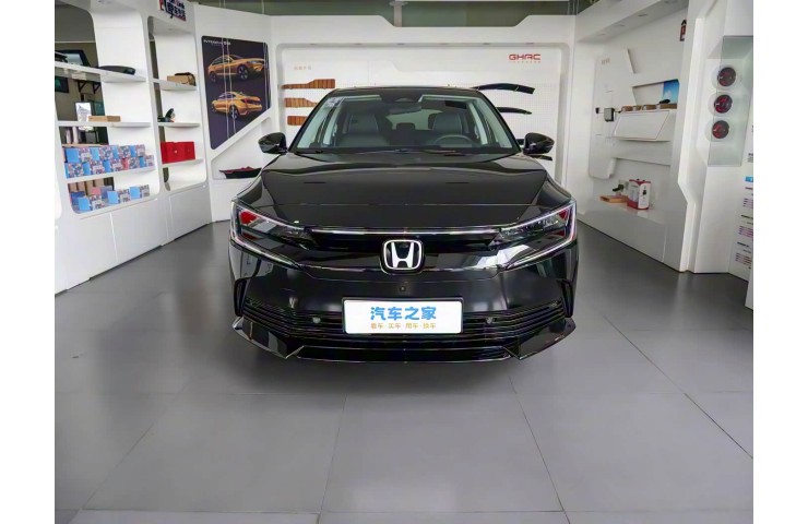 Honda e:NP2