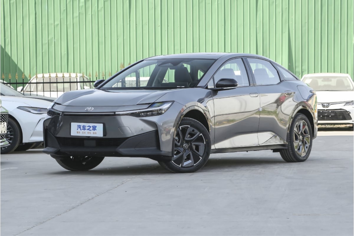 TOYOTA BZ3 Elite PRO 49,9 kWh 
