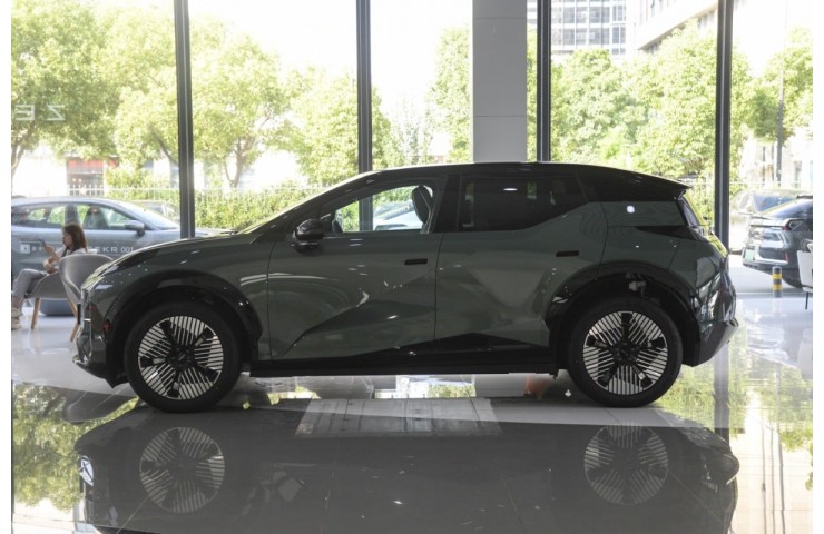 ZEEKR X  5 seat RWD 