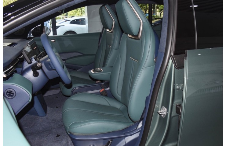ZEEKR X  5 seat RWD 