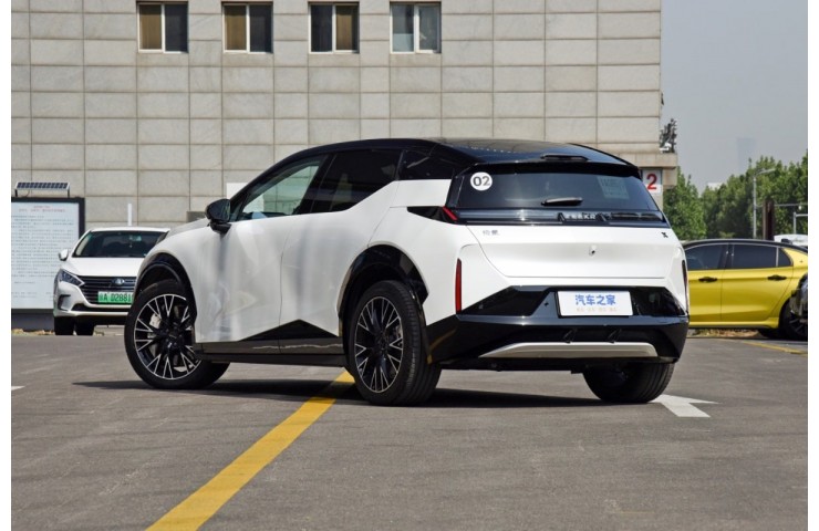 ZEEKR X 4 seat AWD 
