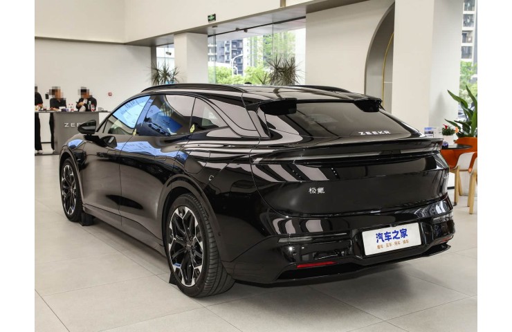 ZEEKR 007GT 4WD 75kwh