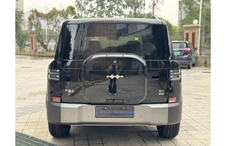 FCB Leopard 7 200KM 2WD MAX