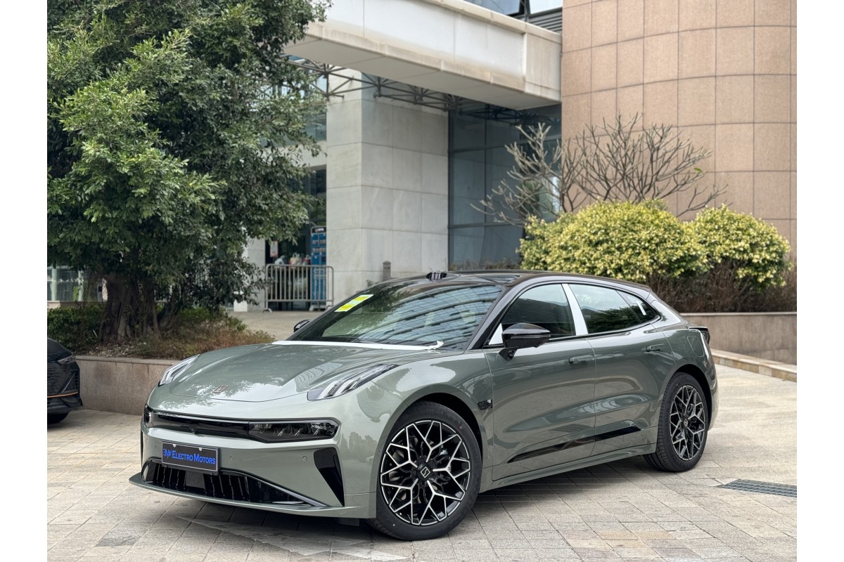 ZEEKR OO1 ME AWD 100KWT