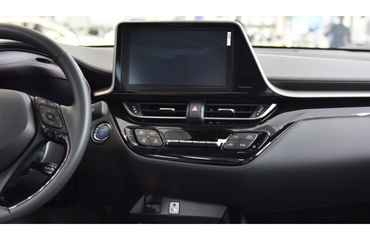 TOYOTA C-HR EV Middle Version