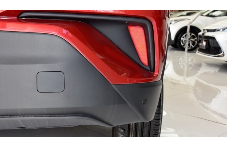 TOYOTA C-HR EV Middle Version