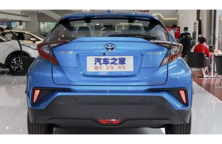 TOYOTA C-HR EV Middle Version