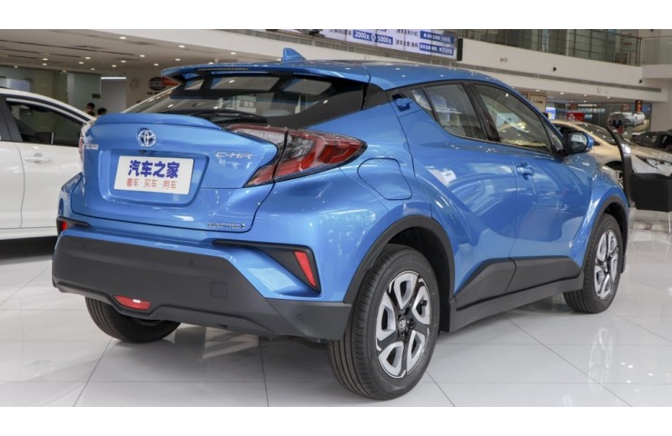 TOYOTA C-HR EV Middle Version