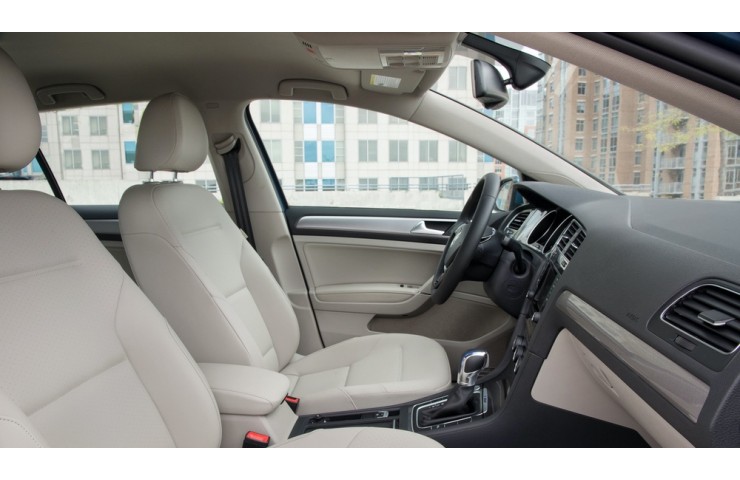 VOLKSWAGEN E-LAVIDA TOP